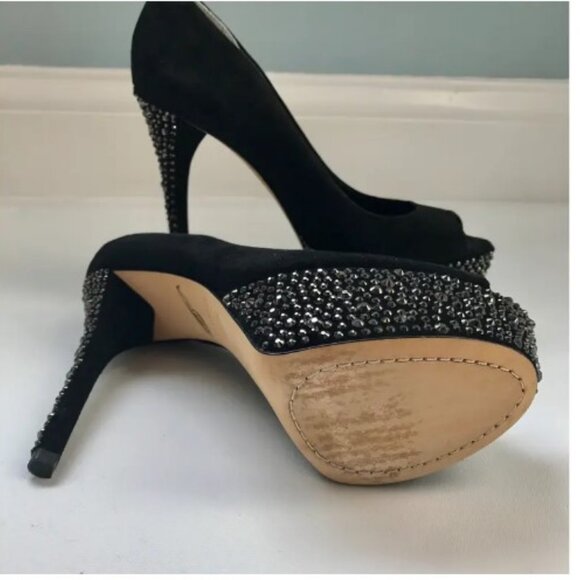 Brain Atwood with Swarovski crystals on the heels - Picture 4 of 10